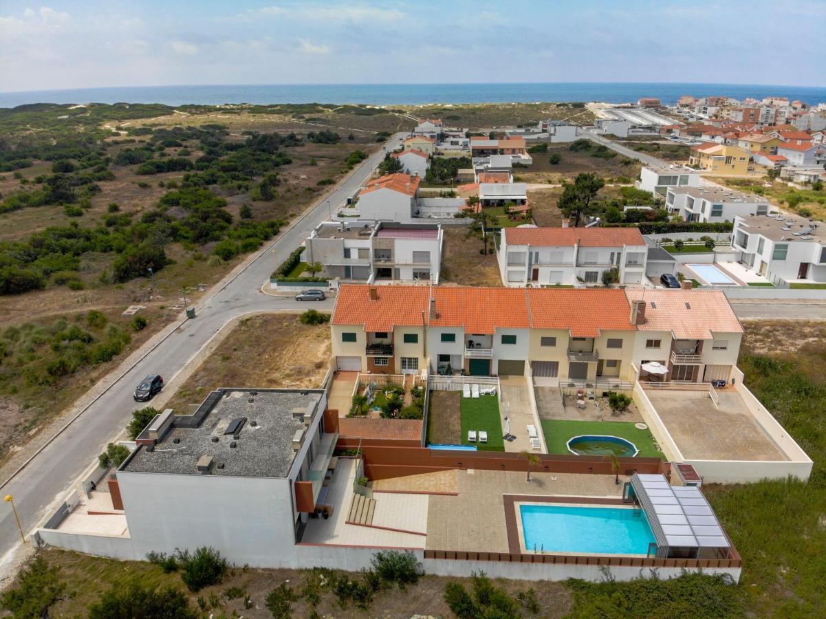 O Cantinho Entre A Ria E O Mar - With Hot Water Pool All Year Round توهيريه المظهر الخارجي الصورة