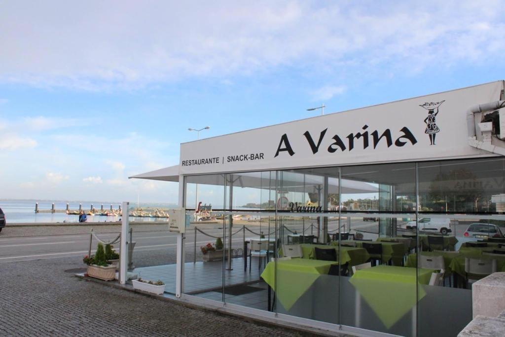 O Cantinho Entre A Ria E O Mar - With Hot Water Pool All Year Round توهيريه المظهر الخارجي الصورة