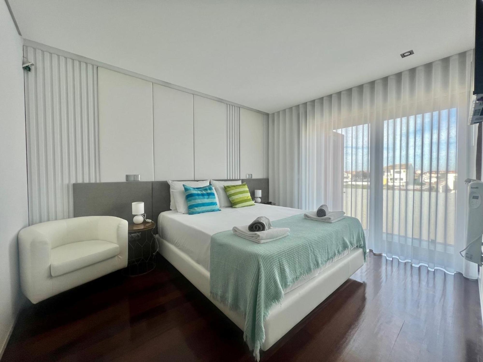 O Cantinho Entre A Ria E O Mar - With Hot Water Pool All Year Round توهيريه المظهر الخارجي الصورة